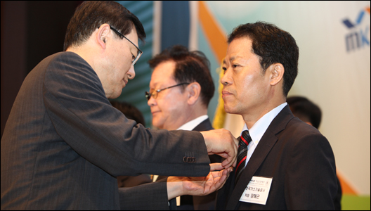 정해근 플랜트사업처장, ‘대한민국 가스안전대상’ 국무총리 표창 수여식 모습